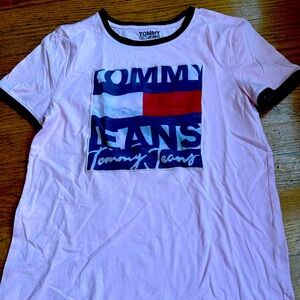 Tommy Hilfiger t shirt